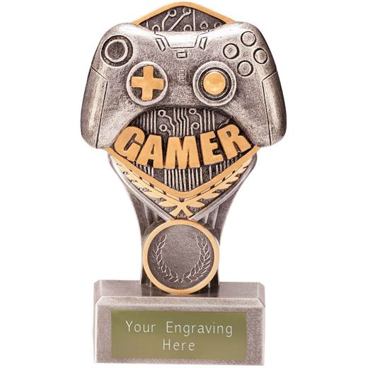 Falcon Gamer Trophy 15cm (6")